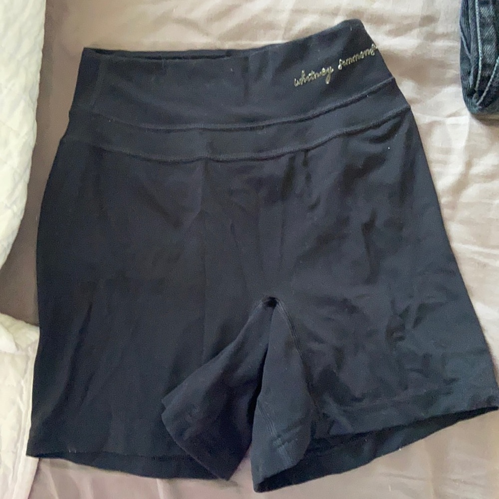 Black gym shark Whitney Simmons xsmall shorts